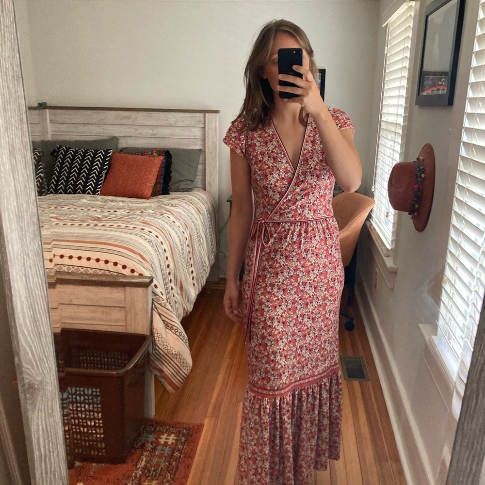 Max Studio Pink and White Cap Sleeve Wrap Sundress
